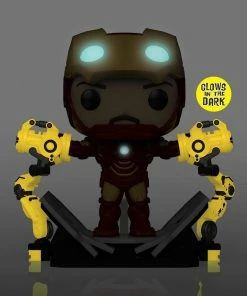 K-Dog & Fish MARVEL: IRON MAN 2 - IRON MAN WITH GANTRY (POP DELUXE) EXCLUSIVE Funko POP! Exclusives